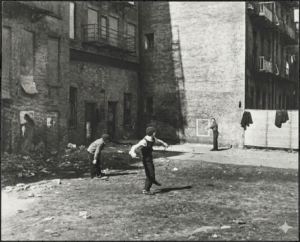 Read more about the article A Summer Saturday in Flushing, NY, NY, 1955